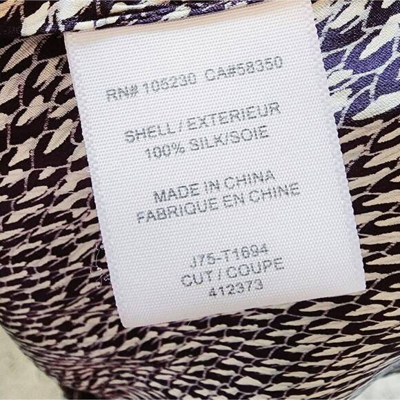 JOIE GEOMETRIC SILK V NECK BLACK /  WHITE SIZE SMALL - Picture 2 of 7